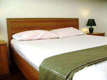 Viktoria Tirana Hotel Mjull-Bathore